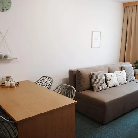 Kiri Apartment
